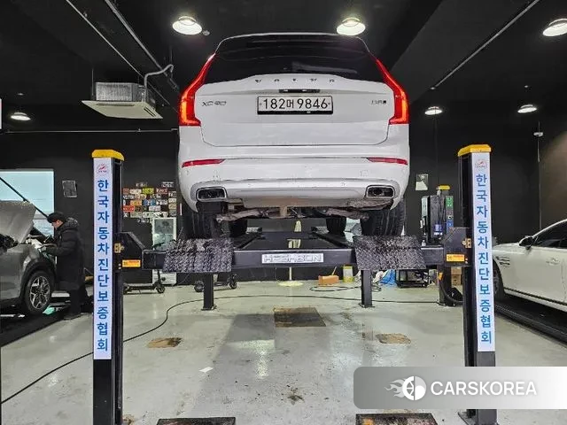 Volvo XC90 second Generation 2019 Белый из Кореи, фото 2