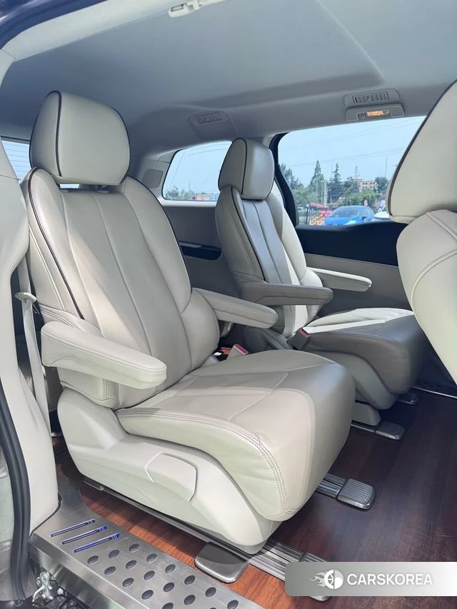 Buick GL8 id 4210510 из Китая 9