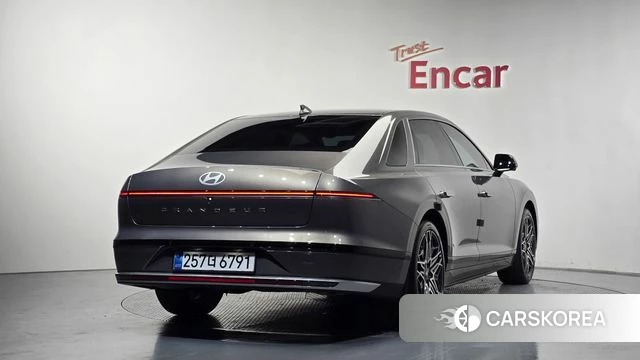 Hyundai Grandeur (GN7) id 4441529 из Кореи 12