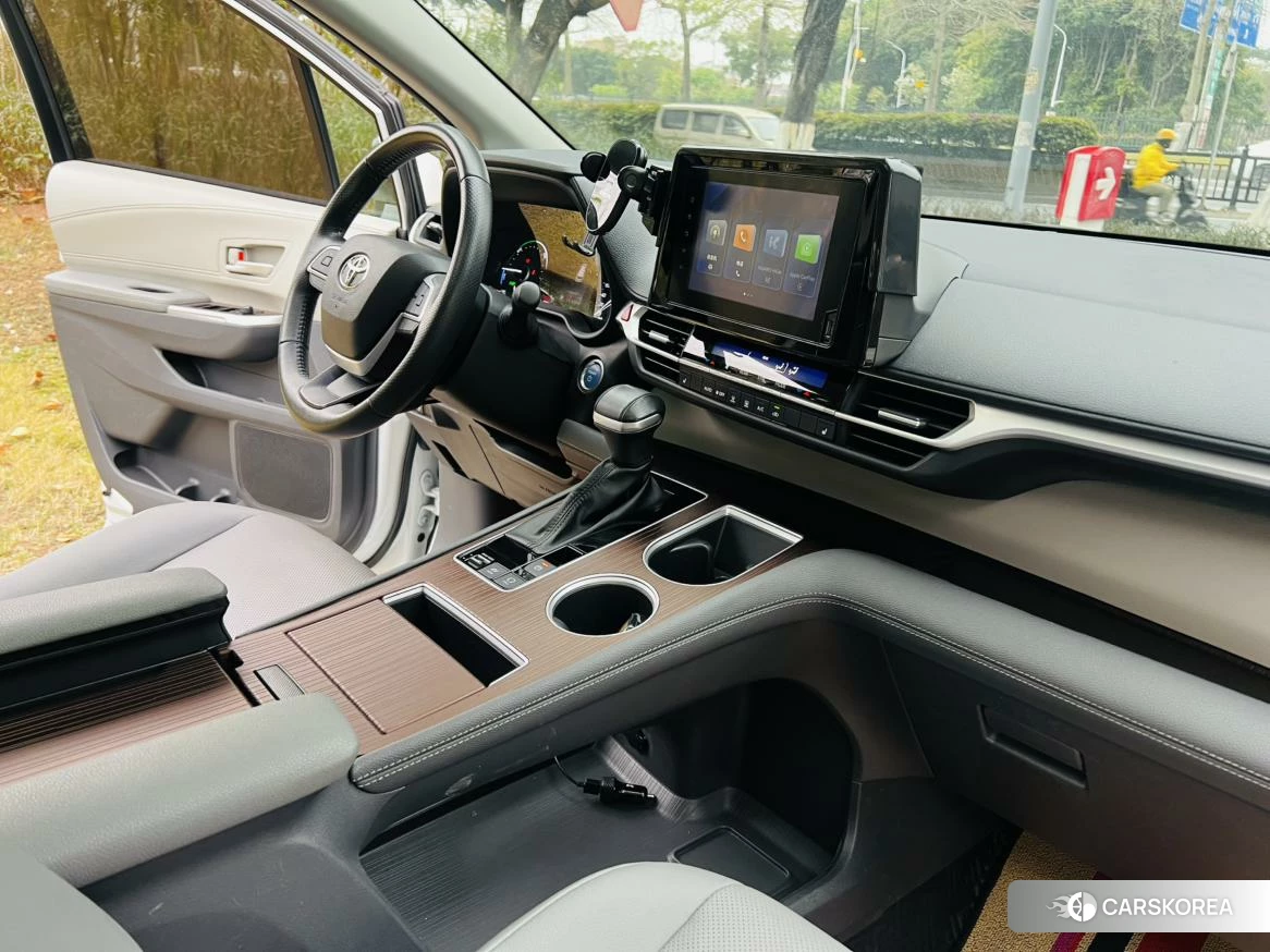 Toyota Saina id 4452559 из Китая 12
