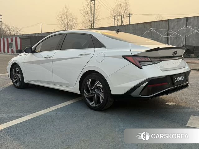 Hyundai Elantra id 4208862 из Китая 11