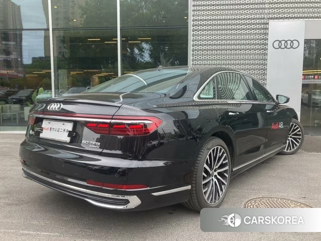 Audi A8 2024 Черный из Китая, фото 4