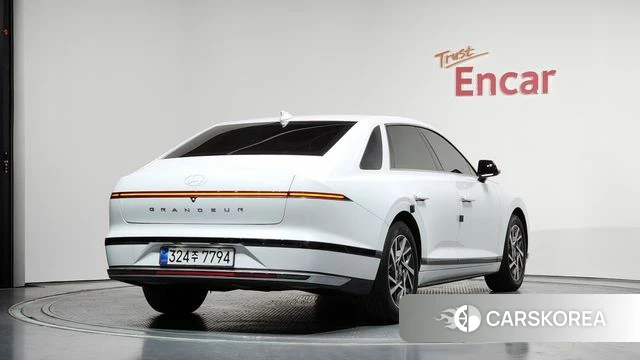 Hyundai Grandeur (GN7) id 4359937 из Кореи 12