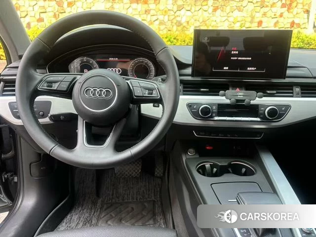 Audi A4L 2021 Темно-серый из Китая, фото 2