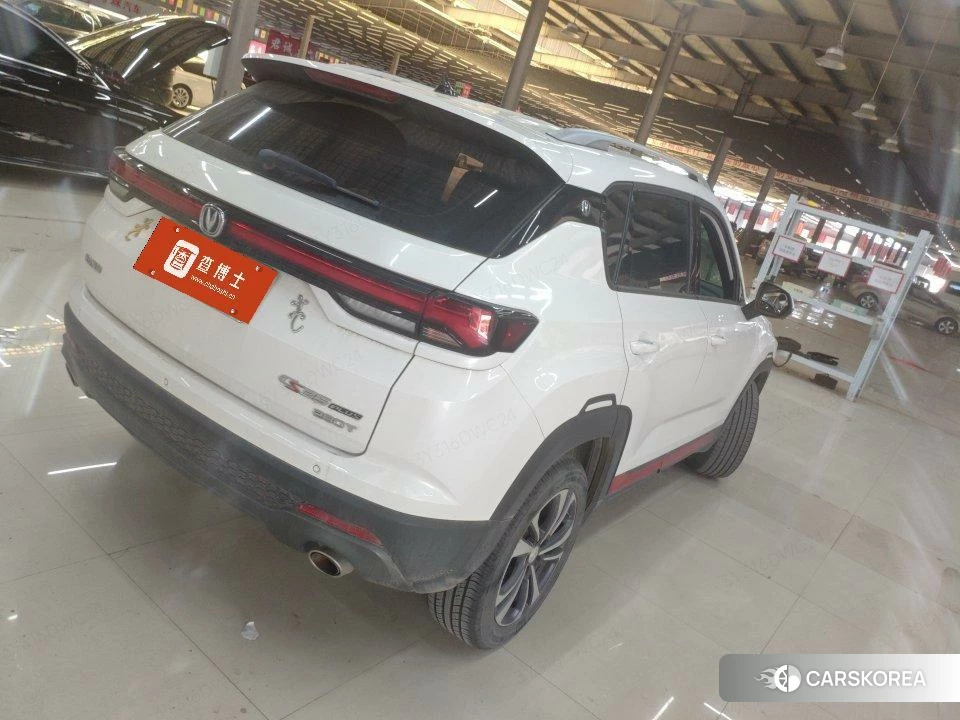Chang'an CS35 PLUS 2021 Белый из Китая, фото 2