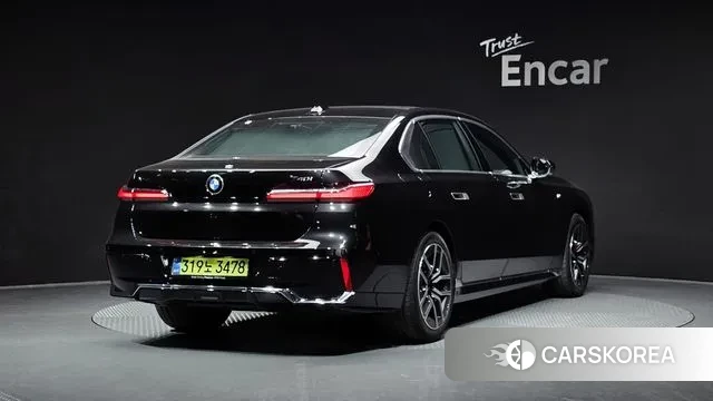 BMW 7 Series (G70) id 3711190 из Кореи 12