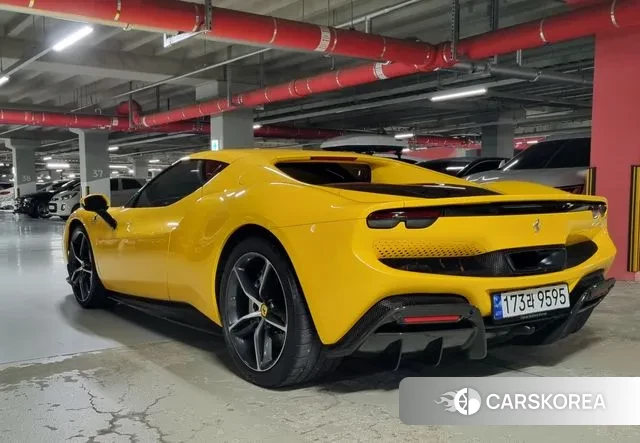 Ferrari 296 GTB id 3701284 из Кореи 10