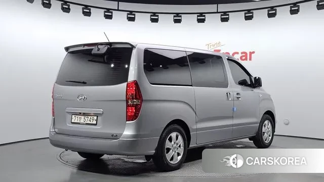 Hyundai The New Grand Starex id 2902252 из Кореи 12
