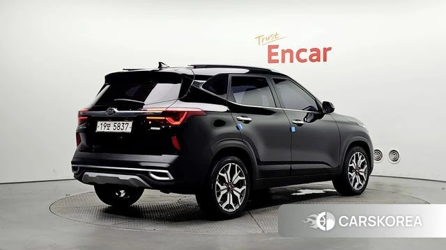Kia Seltos id 4384446 из Кореи 12
