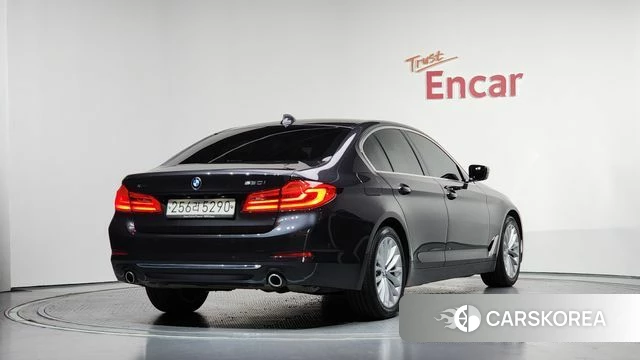 BMW 5 Series (G30) id 3866972 из Кореи 12