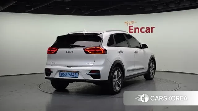 Kia Niro EV id 3323454 из Кореи 12
