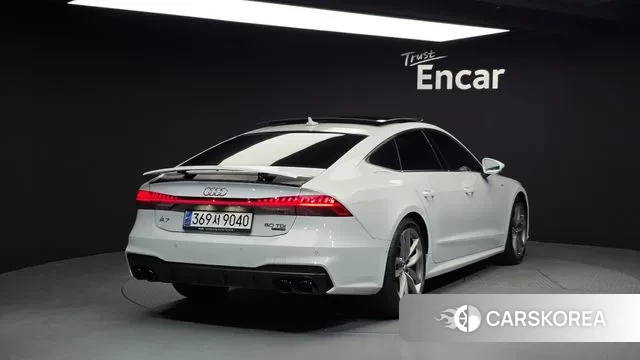 Audi A7 (4K) id 3697490 из Кореи 12