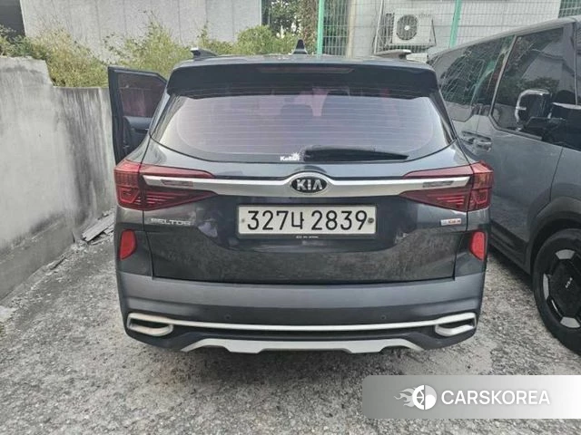 Kia Seltos 2020 Серый из Кореи, фото 2