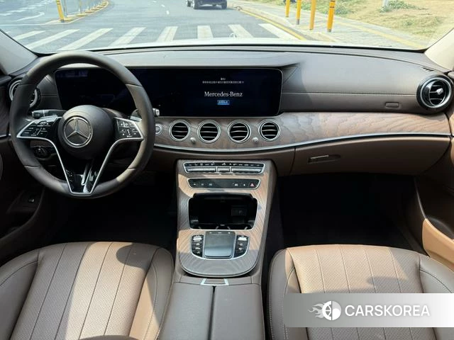 Mercedes-Benz E-class id 4297303 из Китая 8