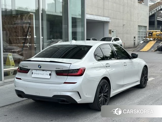 BMW 3 series 2022 Белый из Китая, фото 2