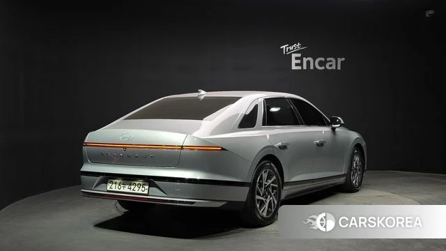 Hyundai Grandeur (GN7) id 3870443 из Кореи 12