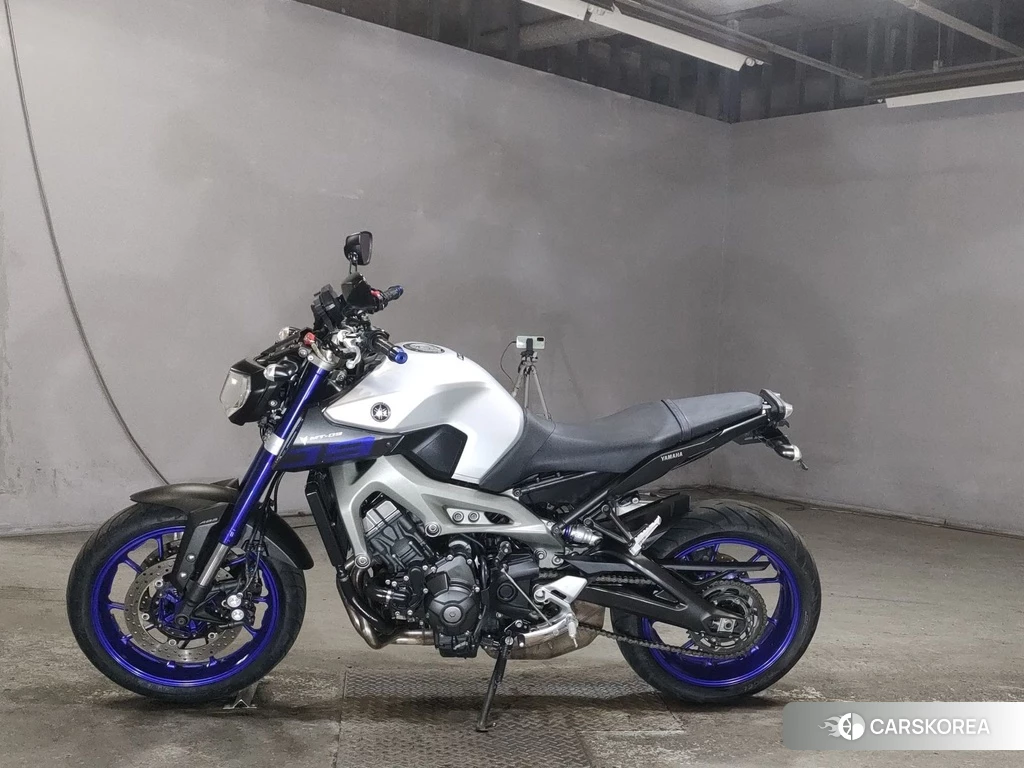 Проданный Yamaha MT-09 2015 из Японии