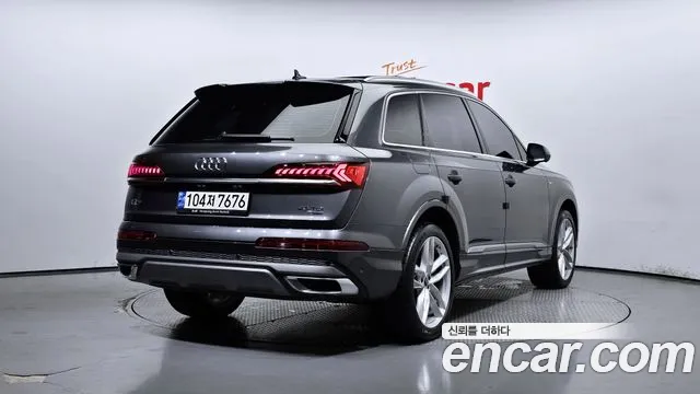 Audi Q7 (4M) id 2842354 из Кореи 12