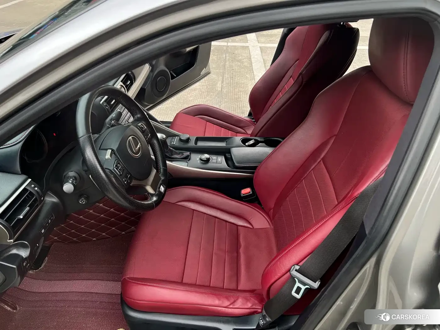 Lexus IS id 4600917 из Китая 12