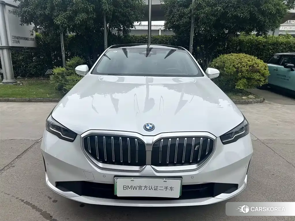 BMW i5 id 4570629 из Китая 8
