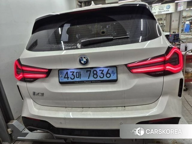 BMW iX3 2023 Белый из Кореи, фото 2