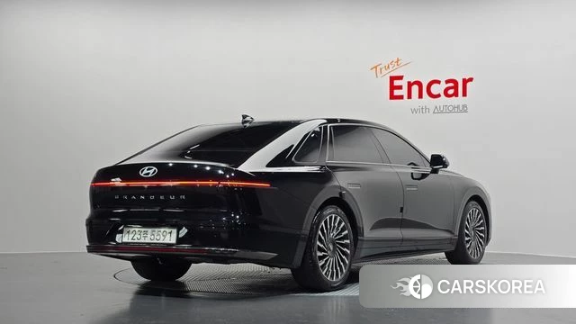 Hyundai Grandeur (GN7) id 4488796 из Кореи 12