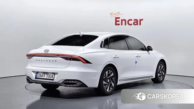 Hyundai The New Grandeur IG Hybrid id 3712292 из Кореи 12