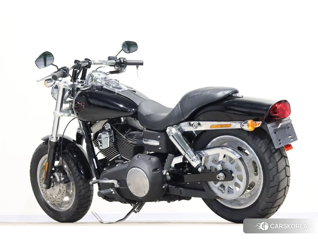 Проданный Harley-Davidson Dyna Fat Bob FXDF1580 2011 из Японии, фото 2