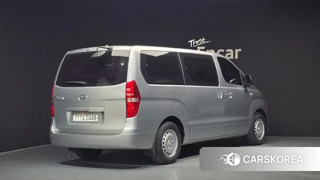 Hyundai The New Grand Starex id 3583461 из Кореи 12