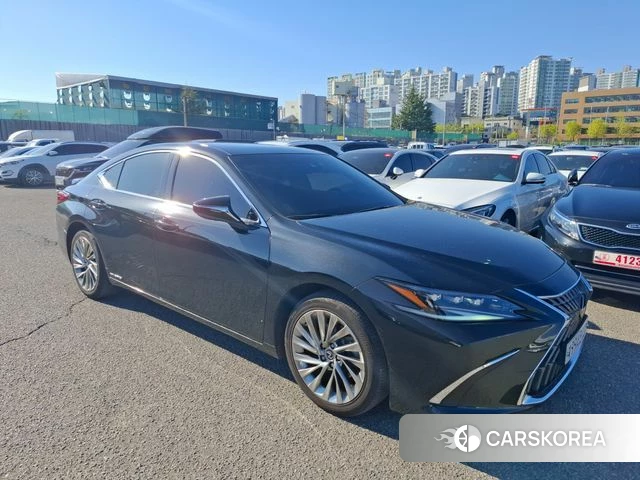 Lexus ES300h 7th generation 2022 Черный из Кореи, фото 3