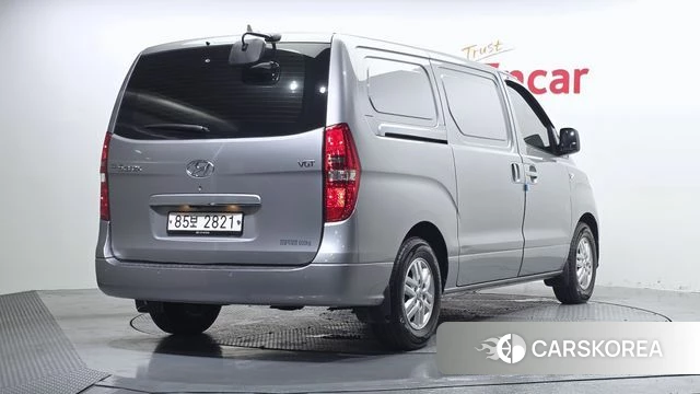 Hyundai The New Grand Starex id 4581091 из Кореи 12