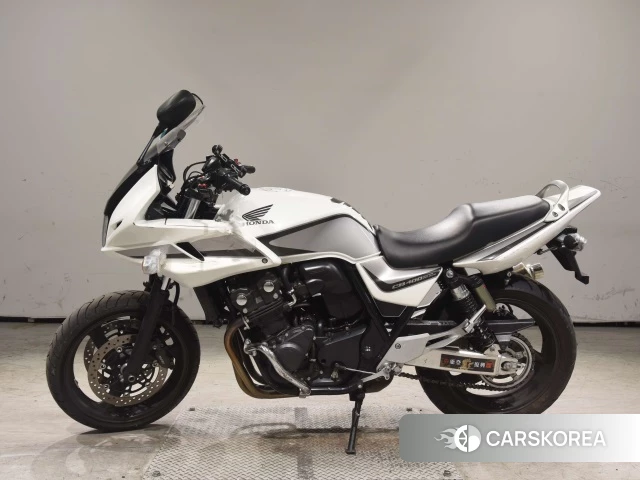 Honda CB400SF BOLDOR 2011 из Японии, фото 2