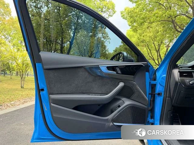 Audi S4 id 4259479 из Китая 8