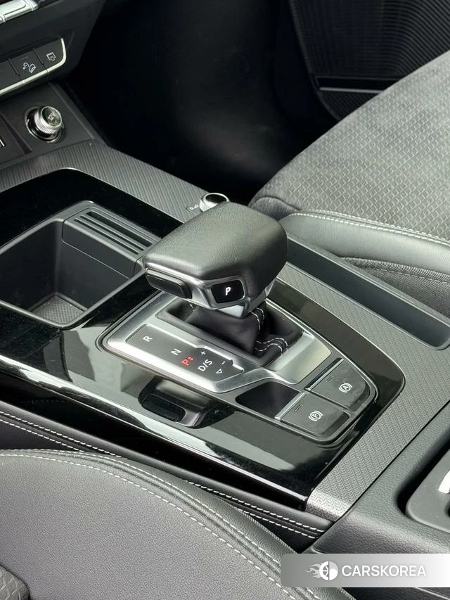 Audi Q5L Sportback id 4359171 из Китая 12