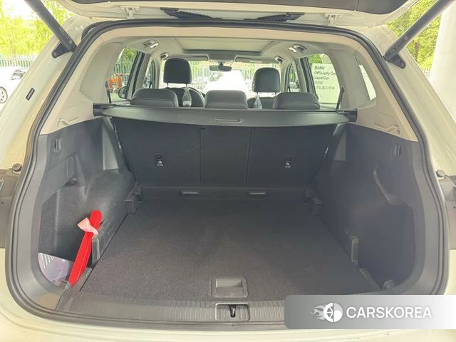 Volkswagen Tiguan L 2024 Белый из Китая, фото 3