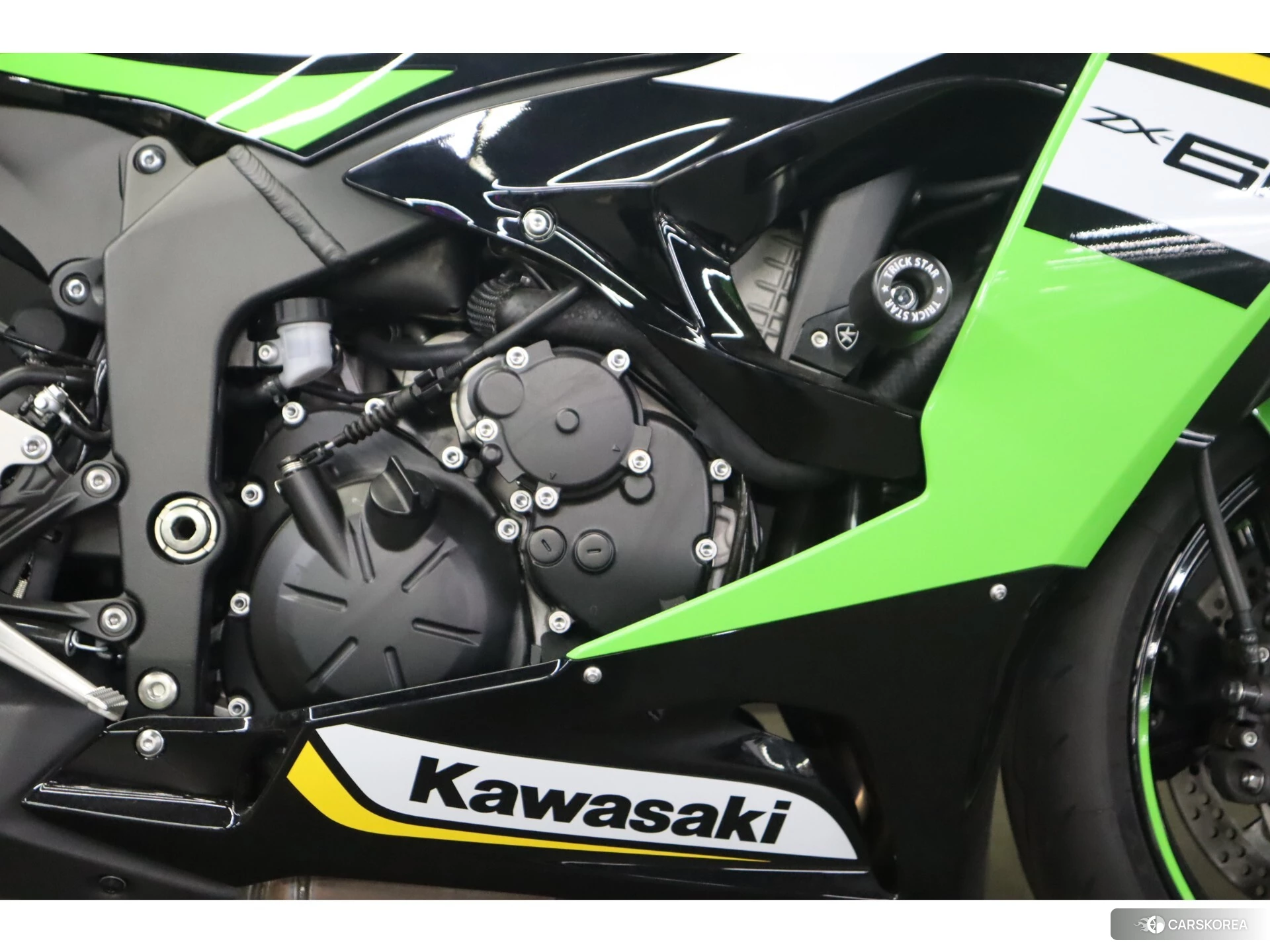 Kawasaki NINJA ZX-6R 2025 из Японии, фото 5