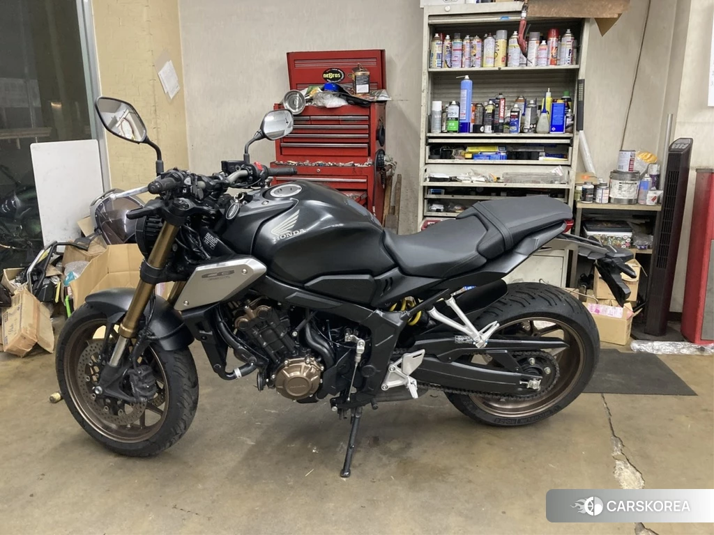 Проданный Honda CB650R id 4176689 из Японии, фото 2