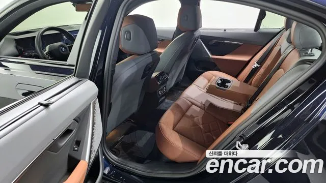 BMW 5 Series (G60) id 2596551 из Кореи 12