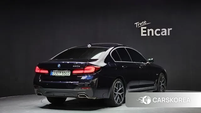 BMW 5 Series (G30) id 2915703 из Кореи 12