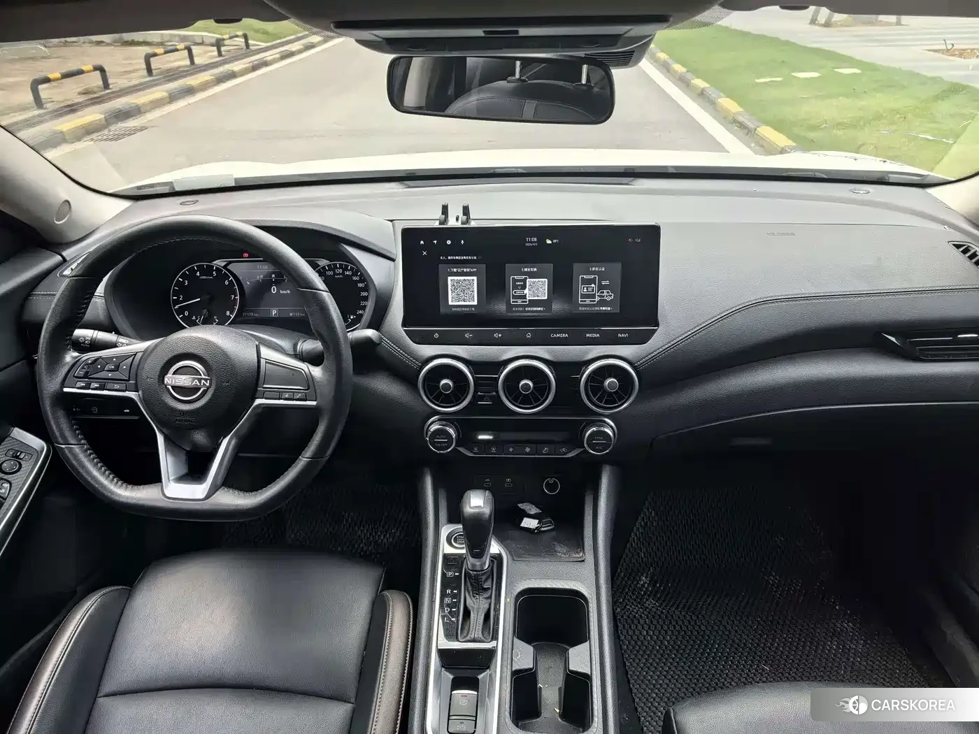 Nissan Sylphy 2024 Белый из Китая, фото 2