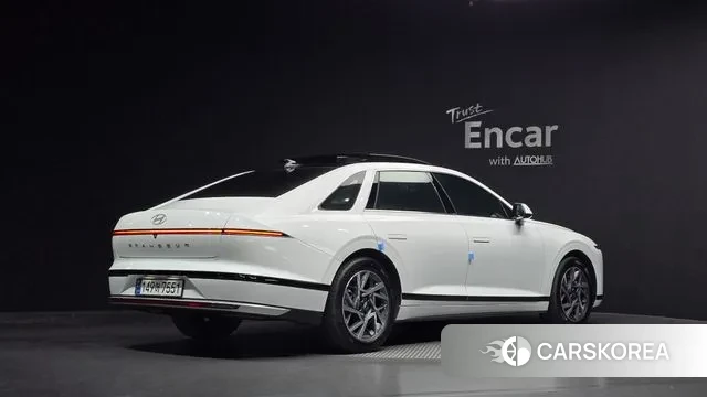 Hyundai Grandeur (GN7) id 3437172 из Кореи 12