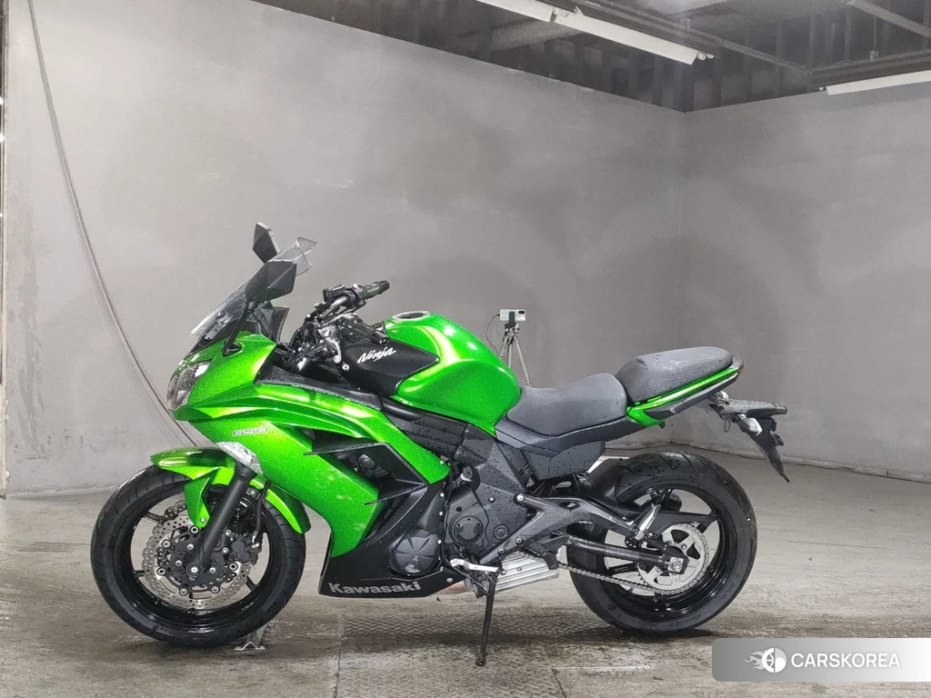 Проданный Kawasaki NINJA 650 2017 из Японии, фото 2