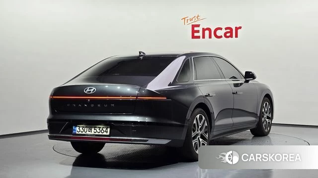 Hyundai Grandeur (GN7) id 3871055 из Кореи 12