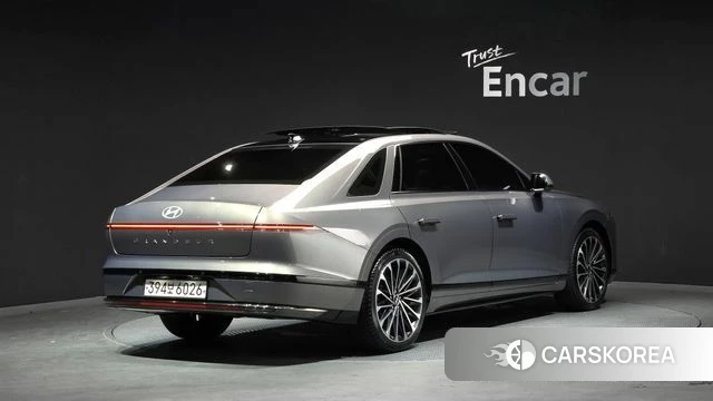 Hyundai Grandeur (GN7) id 4617776 из Кореи 12