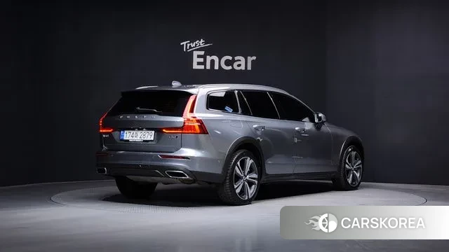 Volvo V60 Cross-Country 2nd Generation id 3468679 из Кореи 12