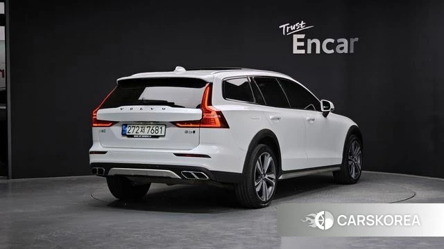 Volvo V60 Cross-Country 2nd Generation id 4249982 из Кореи 12
