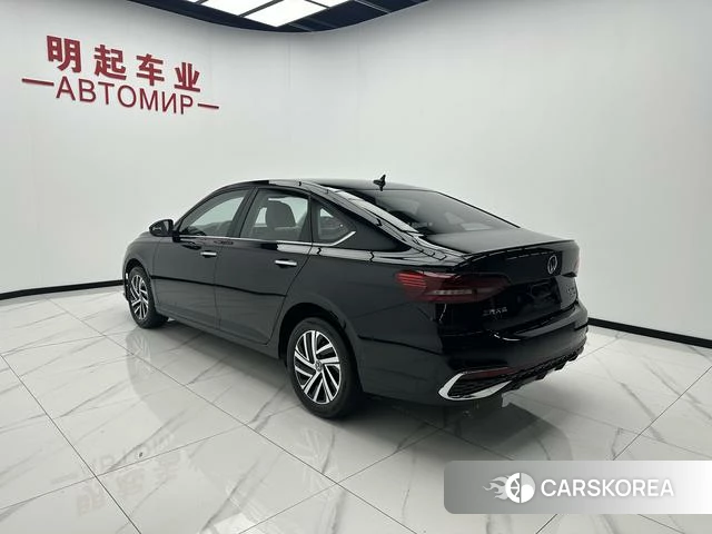 Volkswagen Lavida id 4365894 из Китая 10