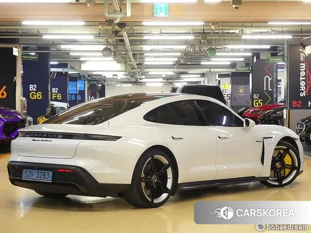 Porsche Taycan id 3473558 из Кореи 12