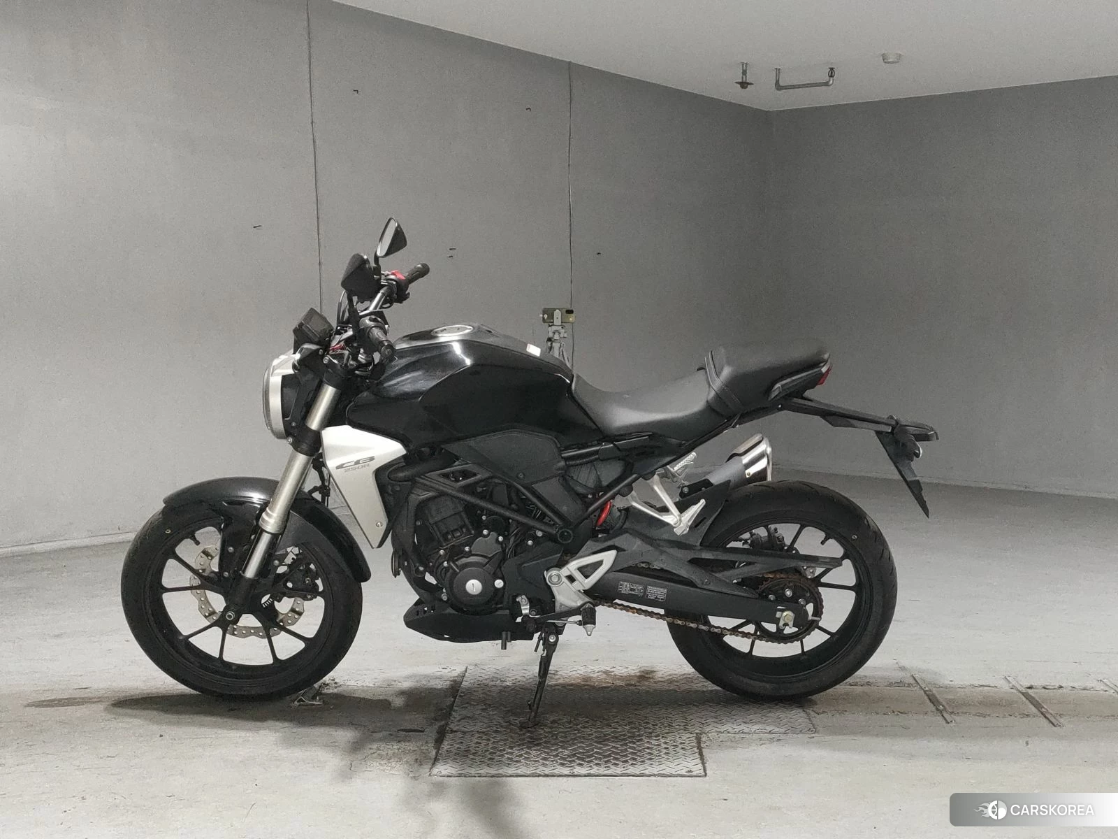 Honda CB250R 2018 из Японии, фото 4