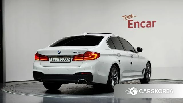 BMW 5 Series (G30) id 4416599 из Кореи 12
